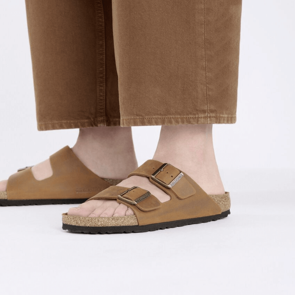 Sandália Birkenstock Arizona Cognac