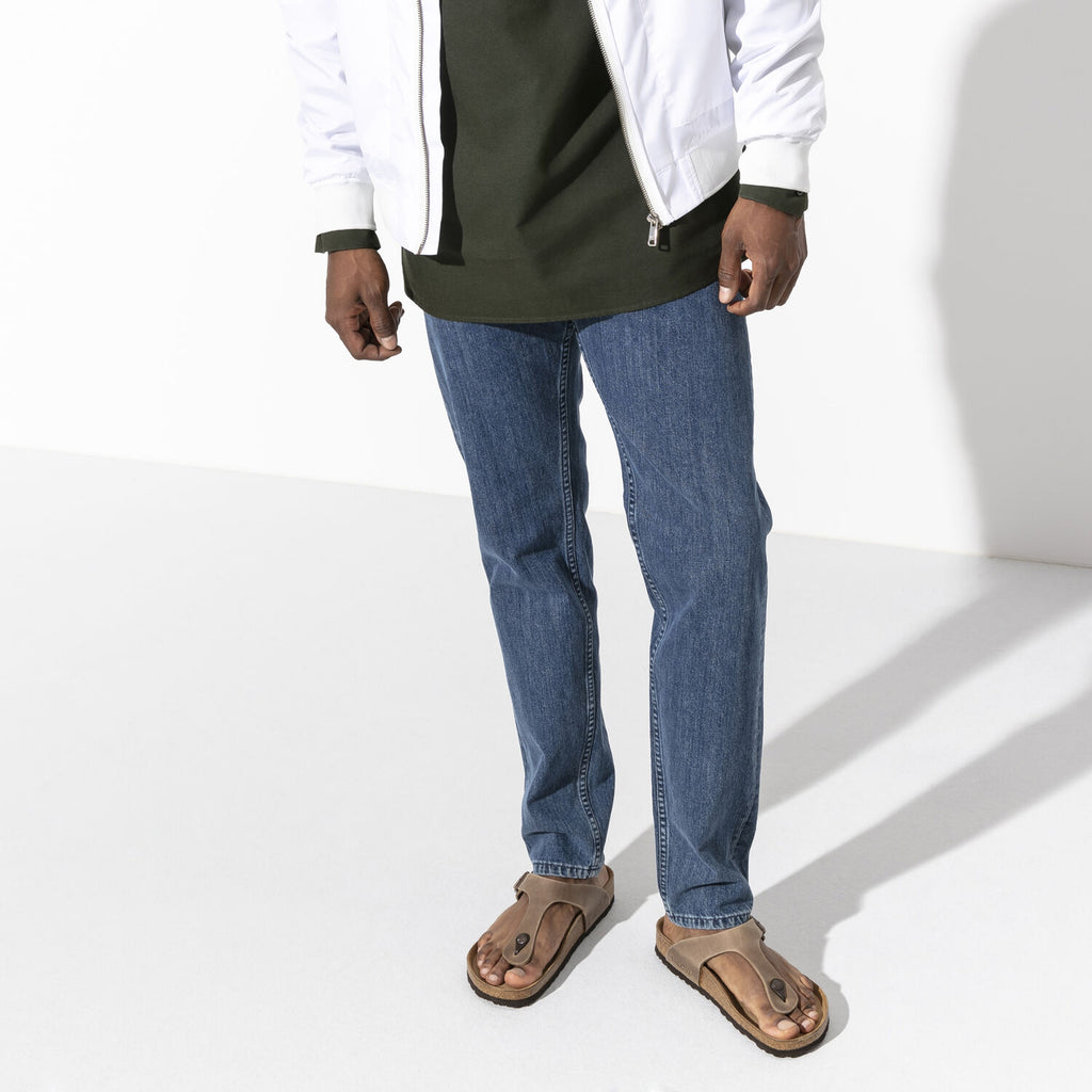 Sandália Birkenstock Gizeh LEO